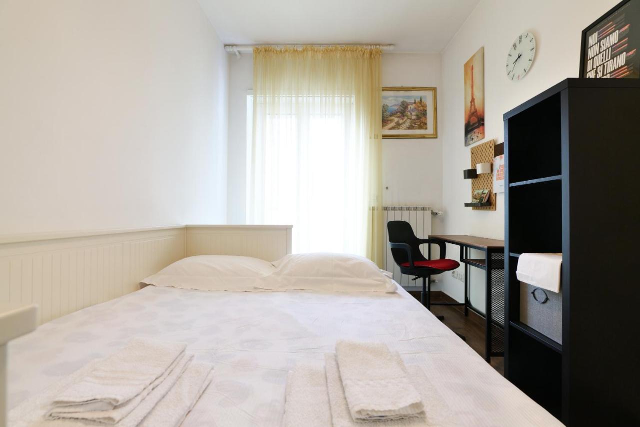 Mila Apartments Battista Milan Luaran gambar
