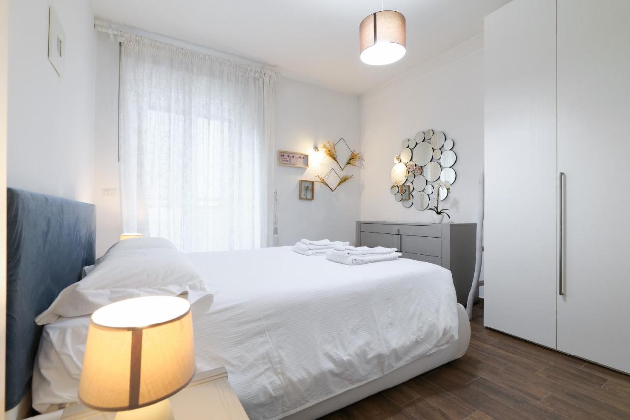 Mila Apartments Battista Milan Luaran gambar